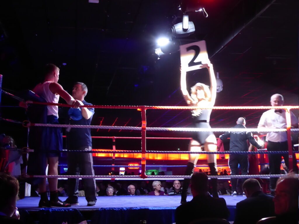 Ring Girl With A Private Event At Butlins Bognor On 24th November 2016 01