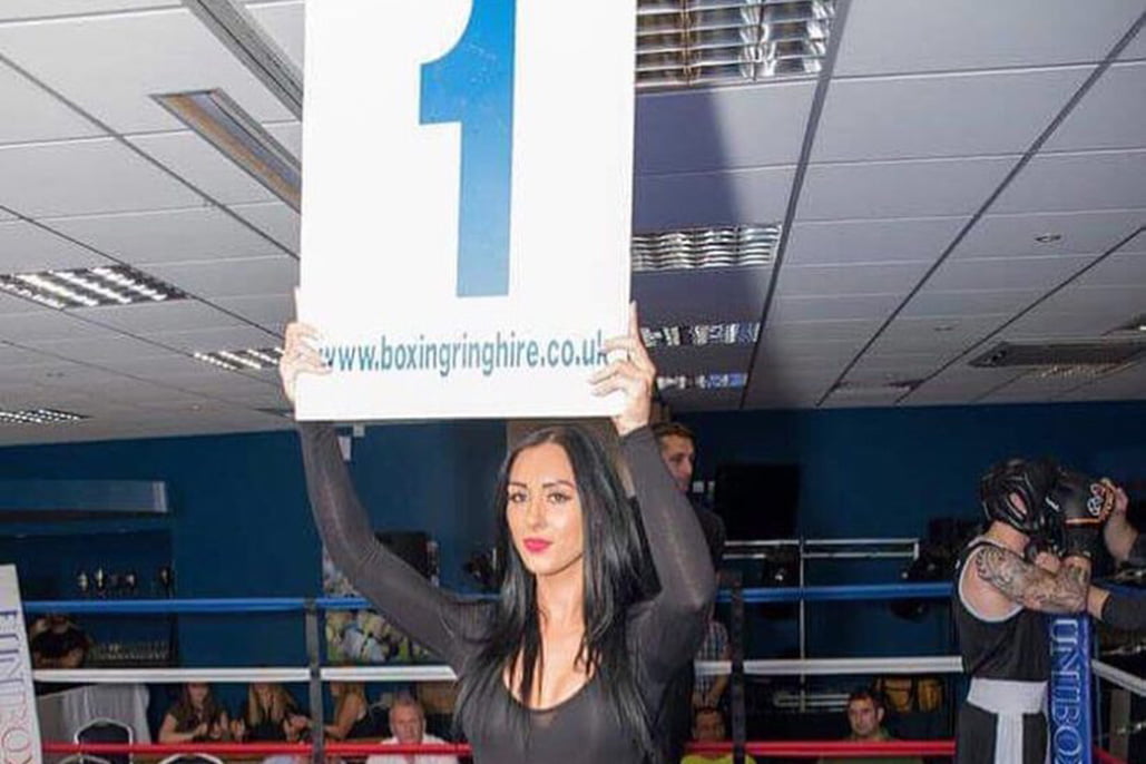 Ring Girls With Shogun Combat Sports In Worcester On 10th September 2016 02